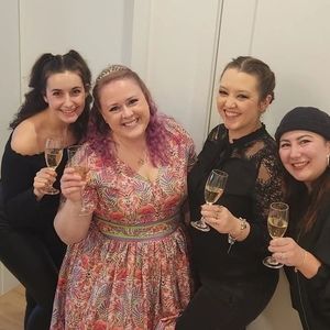 Meet your Posher, Crystal